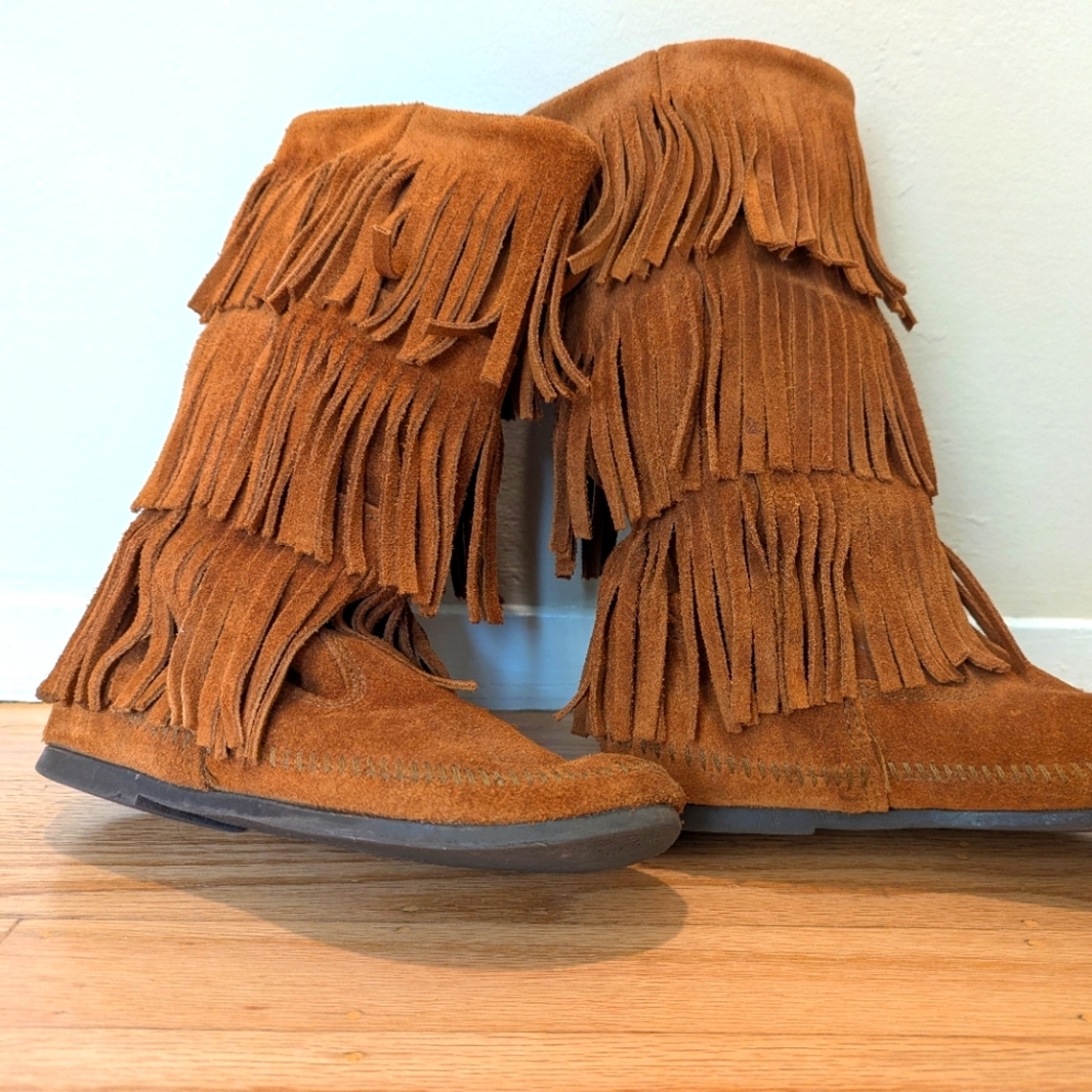 Minnetonka fringe boots, 3-layer cognac